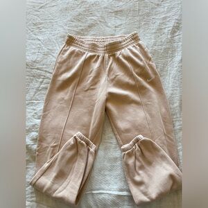 NIKE Tan sweatpants